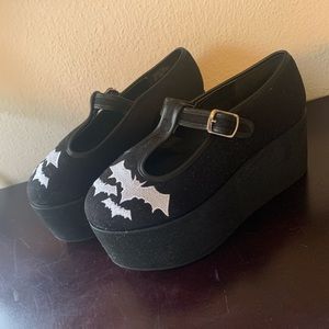 Bat Mary Jane platforms